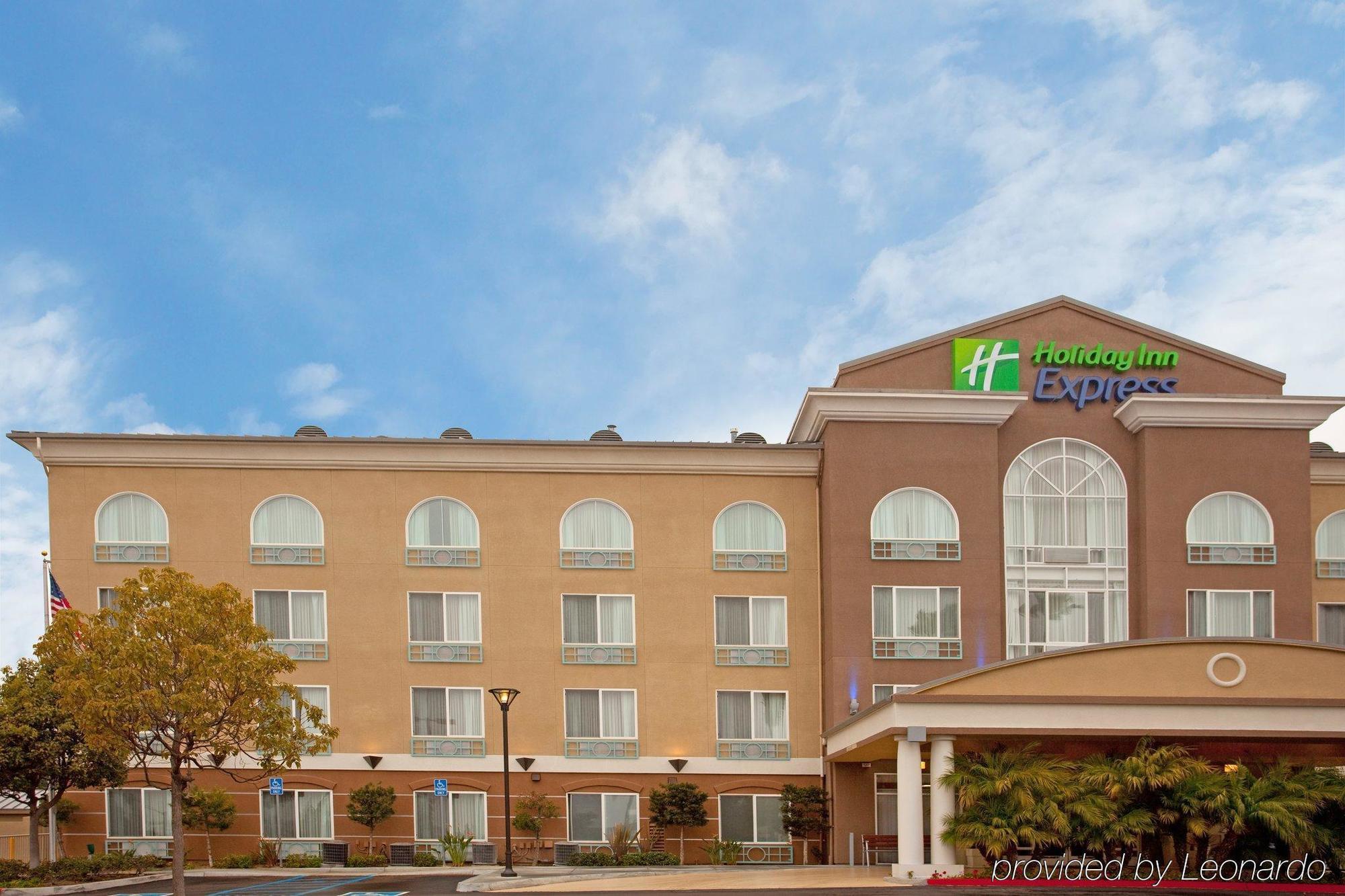Holiday Inn Express San Diego - Sorrento Valley By Ihg Экстерьер фото