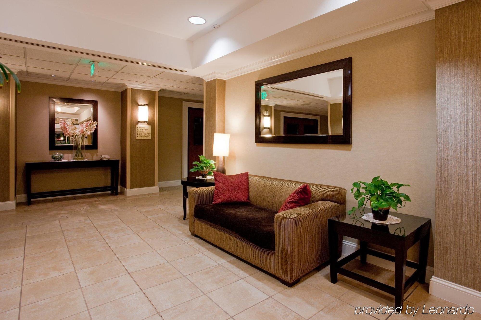 Holiday Inn Express San Diego - Sorrento Valley By Ihg Интерьер фото