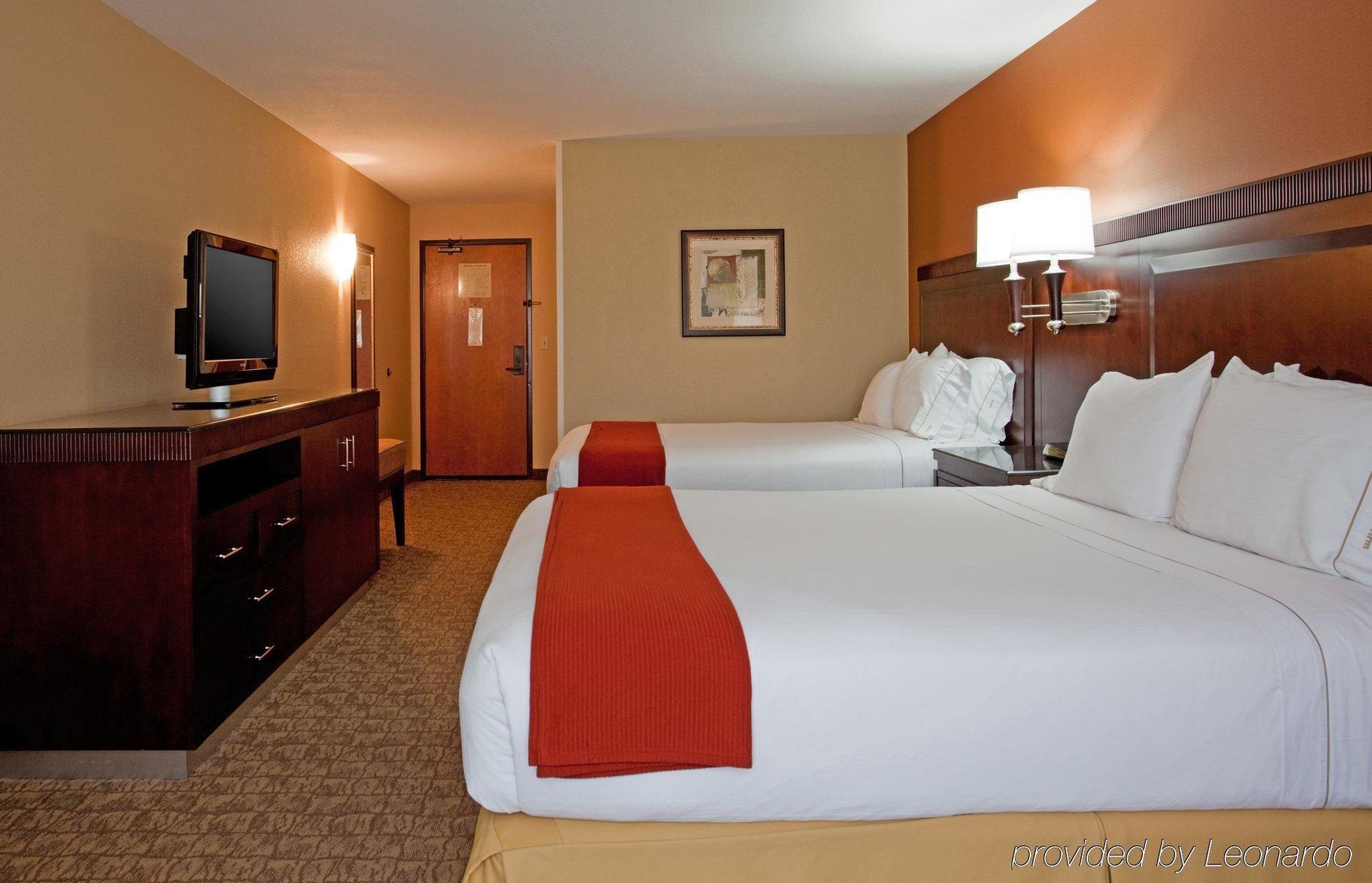 Holiday Inn Express San Diego - Sorrento Valley By Ihg Номер фото